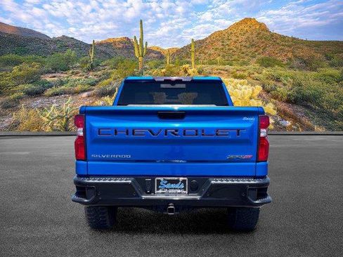 Used 2024 Chevrolet Silverado 1500 ZR2 AWD/4WD image 6