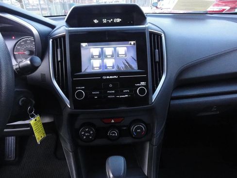 Used 2017 Subaru Impreza 2.0i Premium image 18