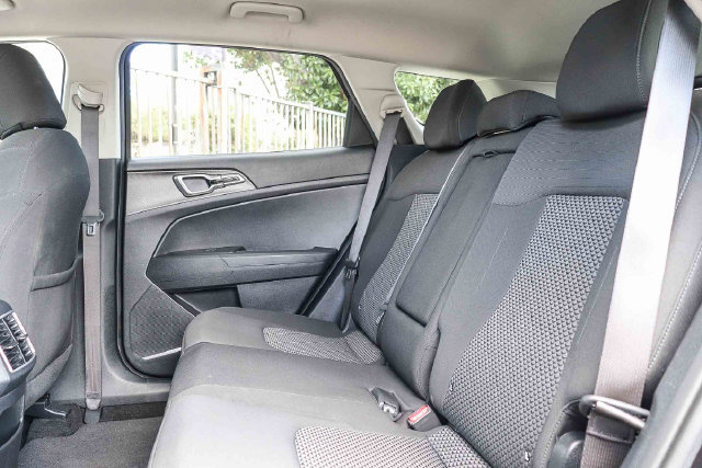 Certified 2023 Kia Sportage LX AWD/4WD image 19