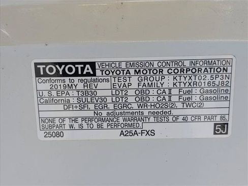 Used 2019 Toyota RAV4 Limited w/ Carpet Mat Package AWD/4WD image 25