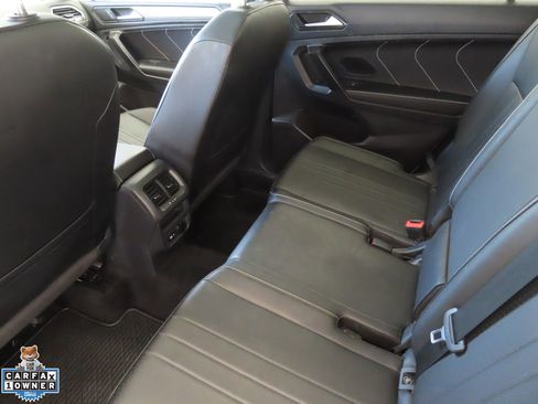 Certified 2023 Volkswagen Tiguan SE w/ Panoramic Sunroof Package FWD image 22