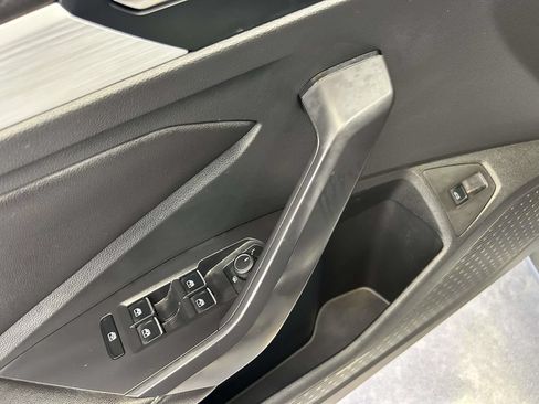 Used 2025 Volkswagen Jetta Sport FWD image 17