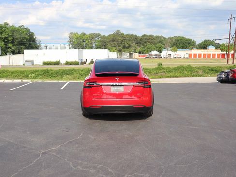 Used 2018 Tesla Model X 100D AWD/4WD image 8