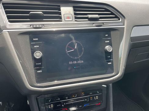 Certified 2023 Volkswagen Tiguan SE R-Line FWD image 24