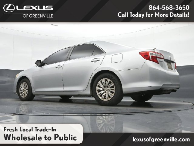 Used 2014 Toyota Camry FWD image 18