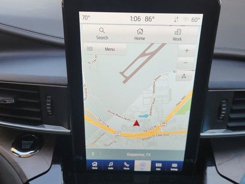 Used 2023 Ford Explorer Platinum w/ Premium Technology Package image 5