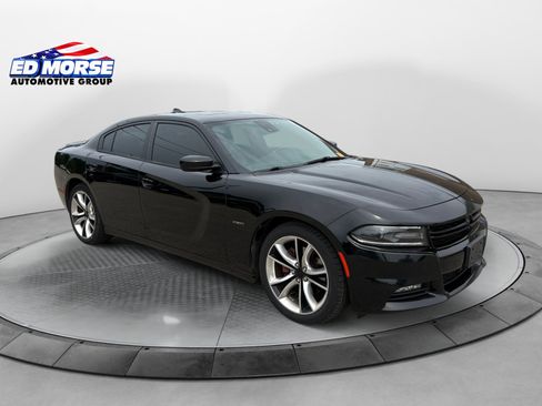 Used 2016 Dodge Charger R/T w/ Premium Group RWD image 7