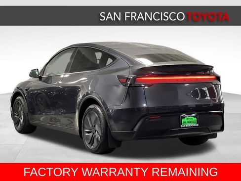Used 2026 Tesla Model Y Long Range image 3