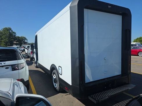 Used 2024 Chevrolet Brightdrop 600 w/ Commercial Equipment Package AWD/4WD image 4
