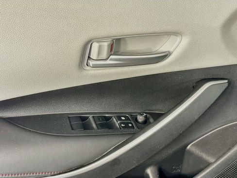 Used 2023 Toyota Corolla SE FWD image 23