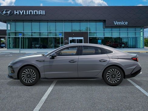New 2026 Hyundai Sonata SEL FWD image 3
