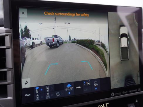 Used 2024 Toyota Tundra Limited image 29