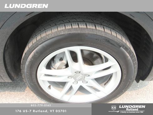 Used 2023 Audi Q5 2.0T Premium w/ Convenience Package AWD/4WD image 16
