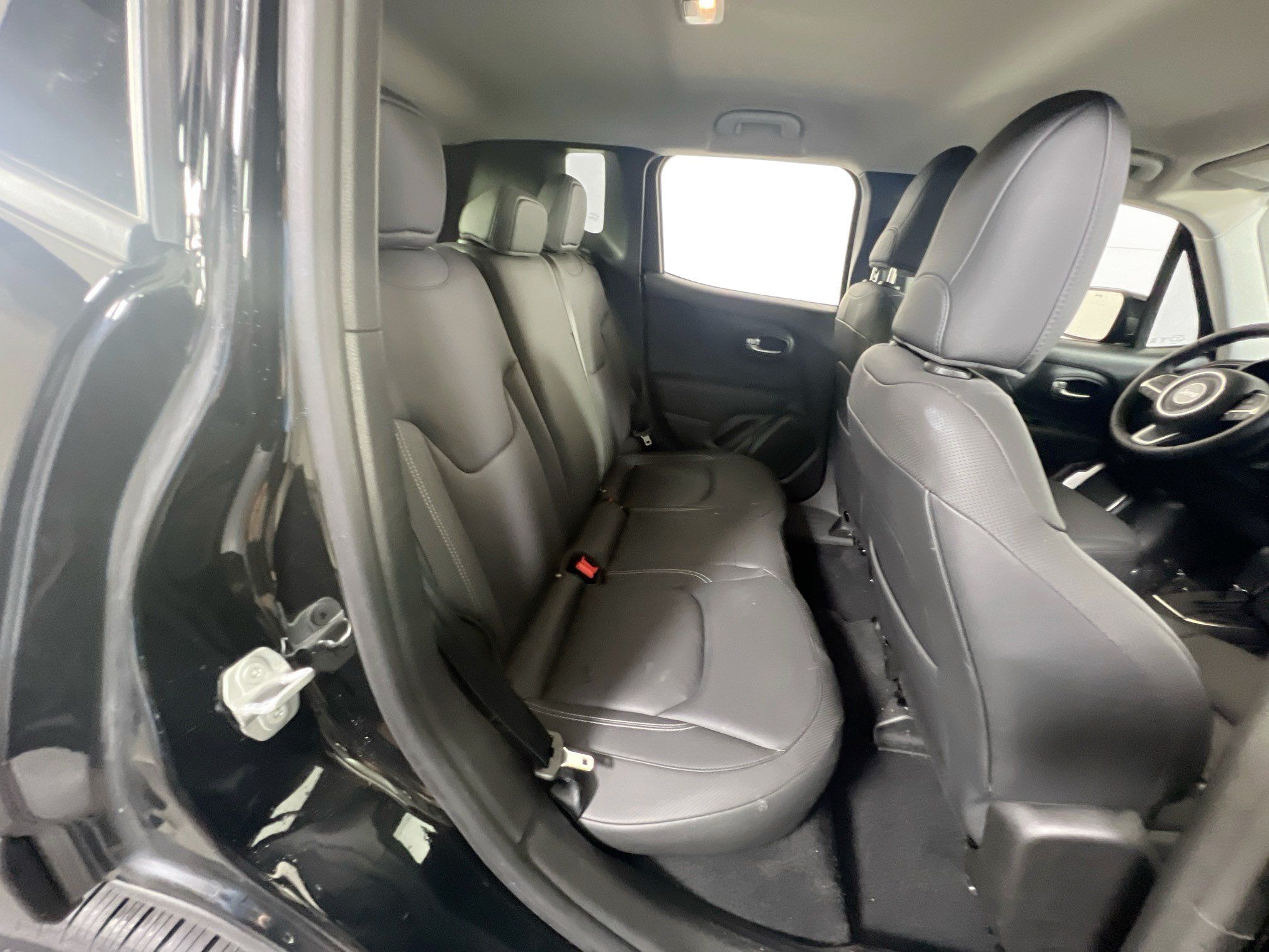 Used 2023 Jeep Renegade Limited AWD/4WD image 26
