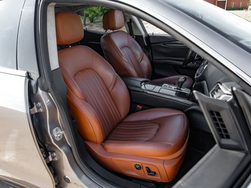 Used 2015 Maserati Ghibli S Q4 AWD/4WD image 40