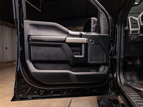 Used 2016 Ford F150 Lariat w/ Equipment Group 502A Luxury image 28