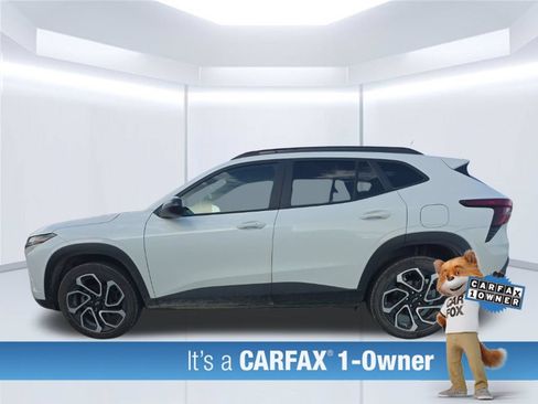 Used 2024 Chevrolet Trax RS w/ Driver Confidence Package FWD image 3