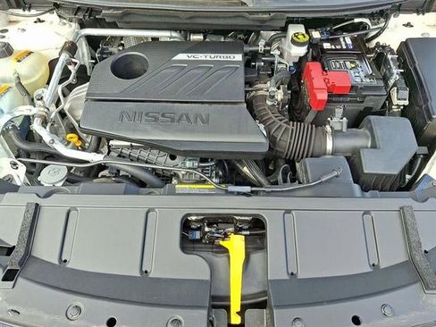 Used 2023 Nissan Rogue SV image 27