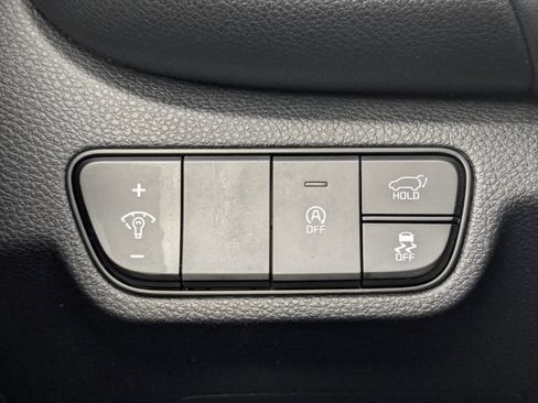 Certified 2025 Kia Seltos EX AWD/4WD image 31