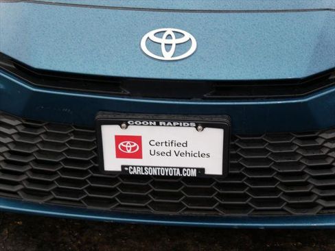 Certified 2025 Toyota Camry SE image 9