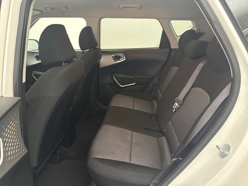 Used 2023 Kia Soul LX FWD image 27