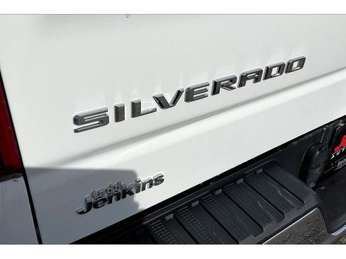 Used 2023 Chevrolet Silverado 1500 LTZ image 31