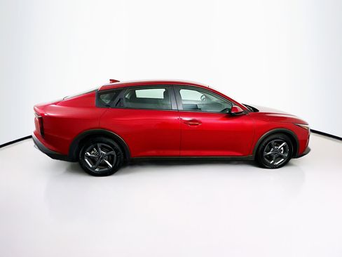 Used 2025 Kia K4 LXS image 10