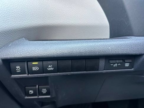 Used 2023 Toyota Sienna XSE w/ XSE Plus Package AWD/4WD image 26