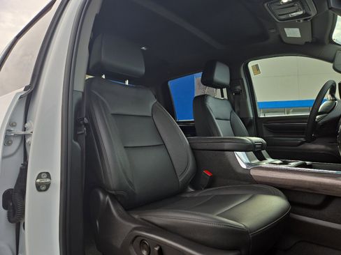 Used 2024 Chevrolet Silverado 2500 LTZ w/ LTZ Convenience Package image 25