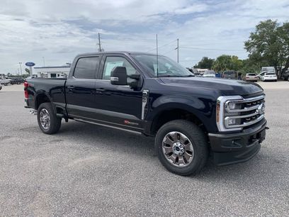 New 2025 Ford F350 King Ranch w/ FX4 Off-Road Package