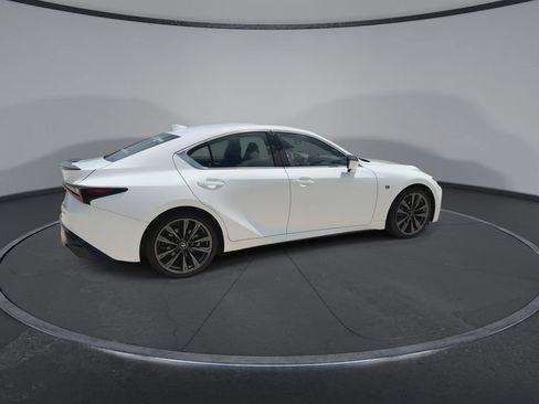 Used 2025 Lexus IS 350 F Sport RWD image 9