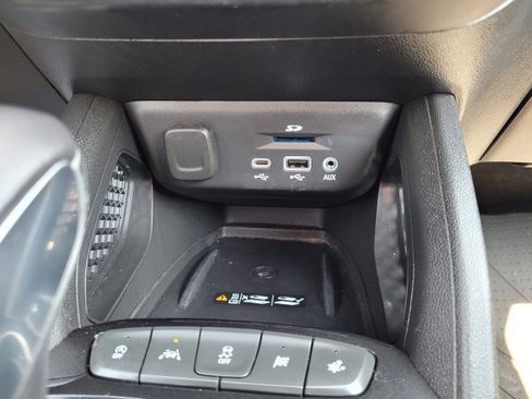 Used 2022 Chevrolet TrailBlazer RS w/ Sun and Liftgate Package FWD image 25