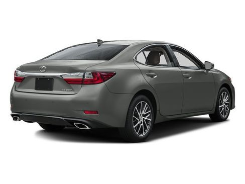 Used 2016 Lexus ES 350 w/ Luxury Package w/Wood Trim FWD image 18