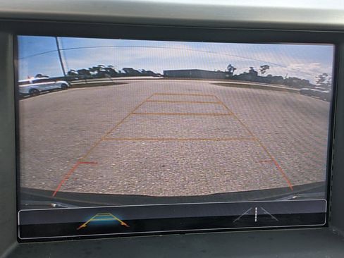 Used 2018 GMC Acadia SLT image 24