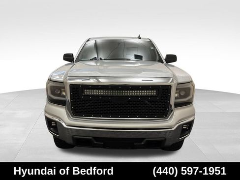 Used 2015 GMC Sierra 1500 SLE w/ SLE Value Package AWD/4WD image 2
