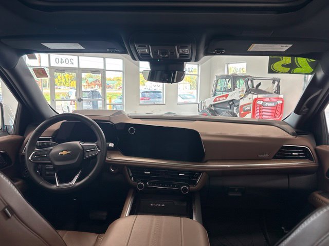 Used 2025 Chevrolet Tahoe High Country w/ Sun And Tow Package AWD/4WD image 33