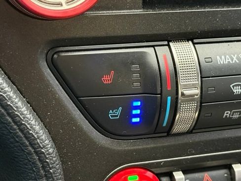 Used 2016 Ford Mustang Shelby GT350 w/ Technology Package RWD image 28