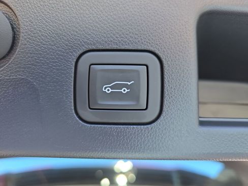 New 2026 Chevrolet Equinox LT w/ Convenience Package II image 13