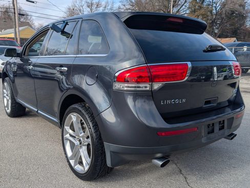 Used 2013 Lincoln MKX AWD image 5