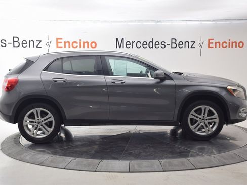 Used 2018 Mercedes-Benz GLA 250 4MATIC image 7