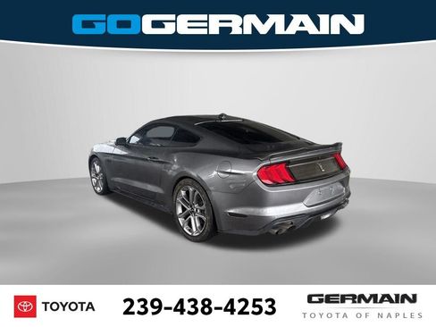Used 2022 Ford Mustang GT Premium w/ Equipment Group 401A RWD image 8