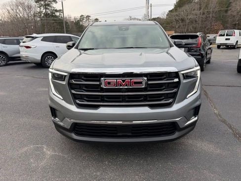 Certified 2025 GMC Acadia Elevation image 2