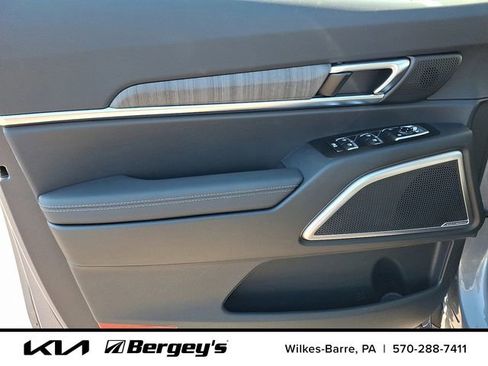 New 2025 Kia Telluride EX w/ EX Captain's Chair Package image 9