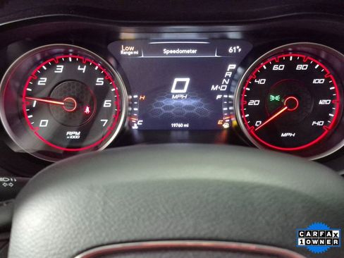 Used 2016 Dodge Charger SE image 12