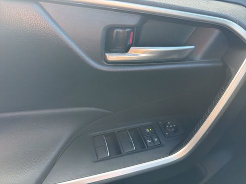 Used 2024 Toyota RAV4 XLE image 28
