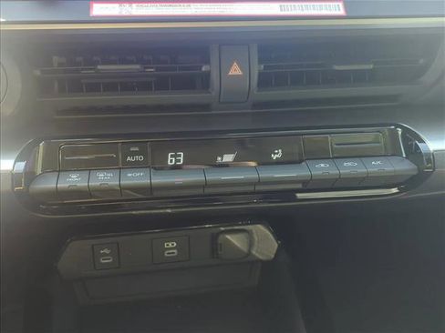 New 2026 Toyota Prius LE image 19