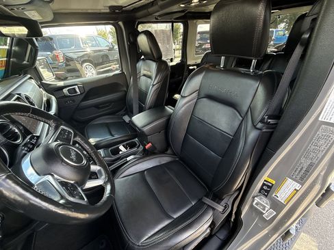 Used 2021 Jeep Wrangler Unlimited Sahara w/ Uconnect 4C Nav & Sound Group image 18