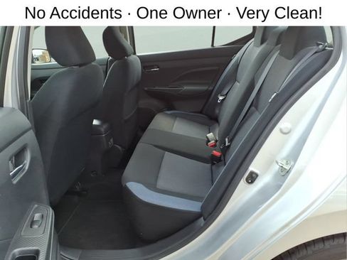 Used 2023 Nissan Versa SV FWD image 23