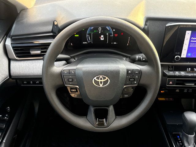Used 2025 Toyota Camry LE w/ Convenience Package FWD image 14