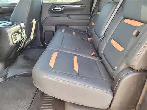 New 2025 GMC Sierra 1500 AT4 w/ Technology Package image 25